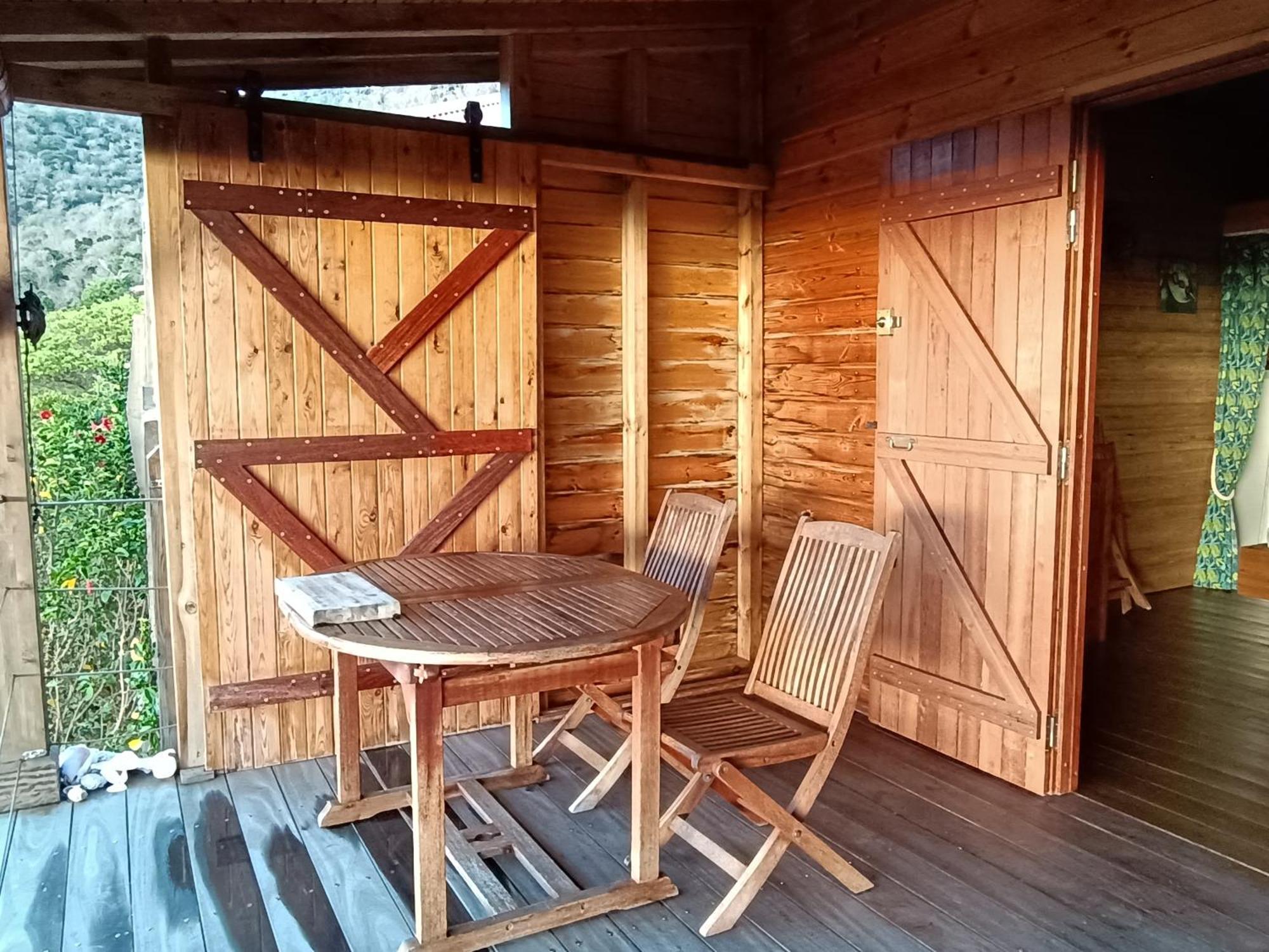 Ti Kaz Anoli Vue Epoustouflante Sur La Baie Villa Terre-de-Bas Екстериор снимка
